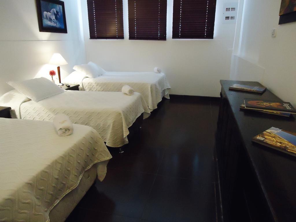 Hotel Estadio 63C ボゴタ 部屋 写真